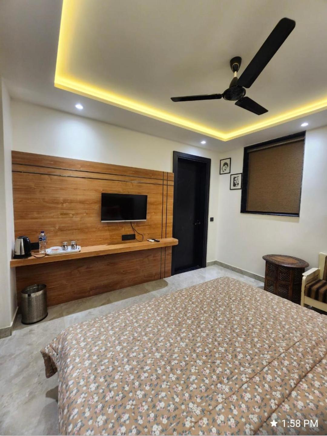 Khas Mahal Homestay アーグラ エクステリア 写真